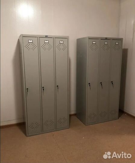 Шкаф металлический для одежды