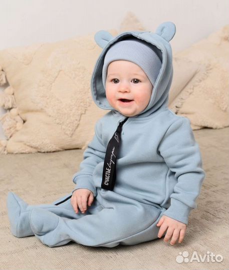 Комбинезон для малыша с начесом