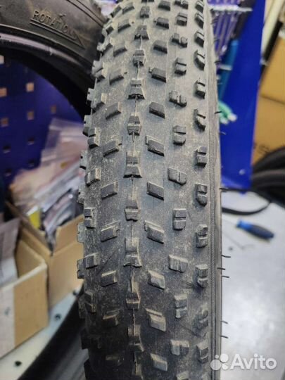 Покрышка 20х3.0 с камерами
