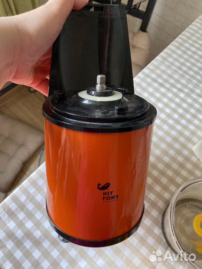 Соковыжималка шнековая kitfort