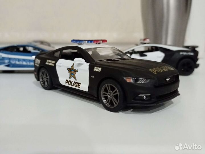 2015 Ford Mustang GT Kinsmart police