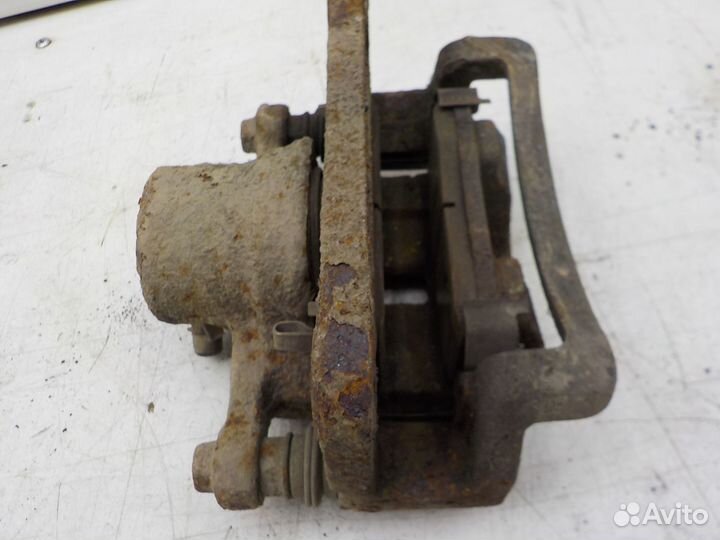 Суппорт тормозной задний левый Chevrolet Captiva