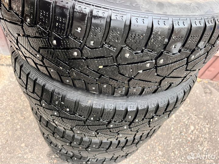 Pirelli Ice Zero 195/60 R15 86T