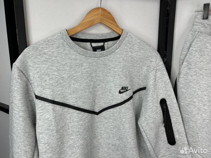 Спортивный костюм Nike Tech Fleece