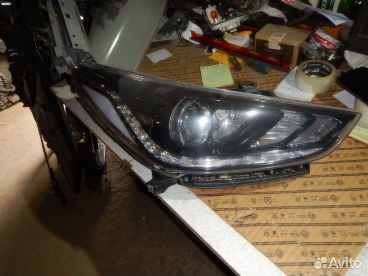 Фара правая Hyundai Solaris 2