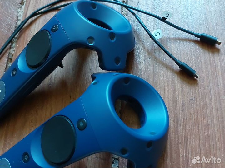 Htc vive контроллеры