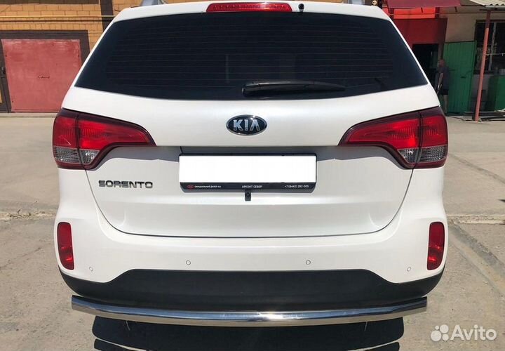 Защита заднего бампера KIA Sorento труба (радиус)