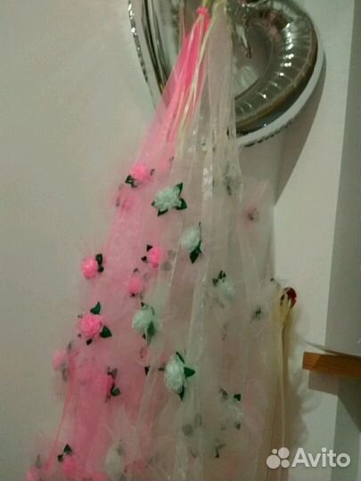 Ленты украшение на машины на свадьбу разные цвета