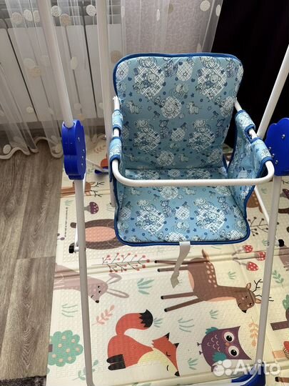 Детская качелька