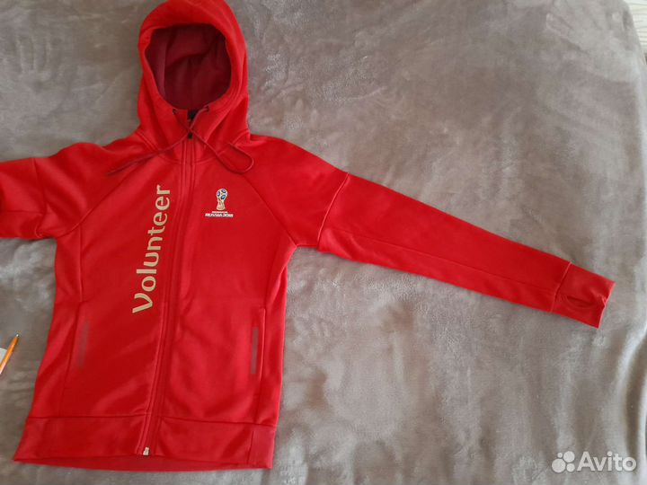 Толстовка кепка