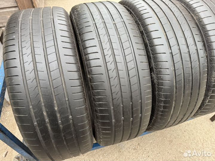 Bridgestone Alenza 001 225/60 R17