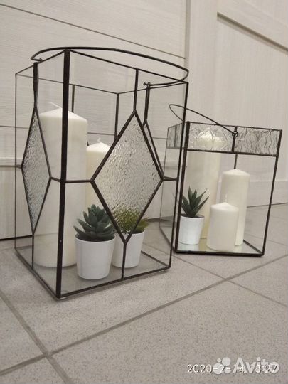 Каминные подсвечники из стекла