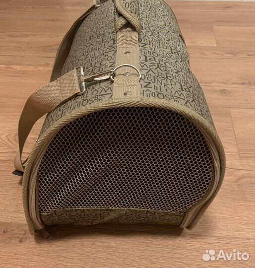 Переноска для кошек и собак