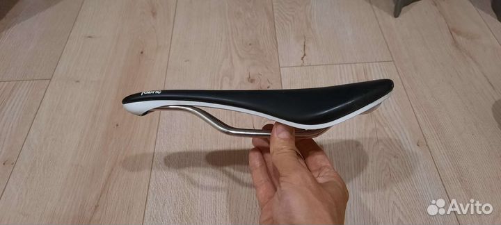 Седло для велосипеда Fabric