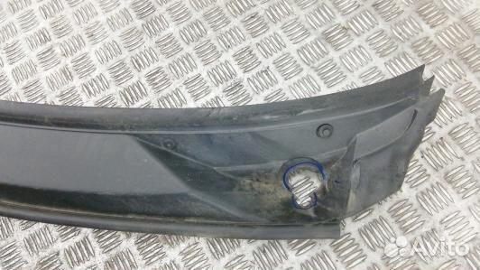 Накладка декоративная (жабо, дождевик) land rover