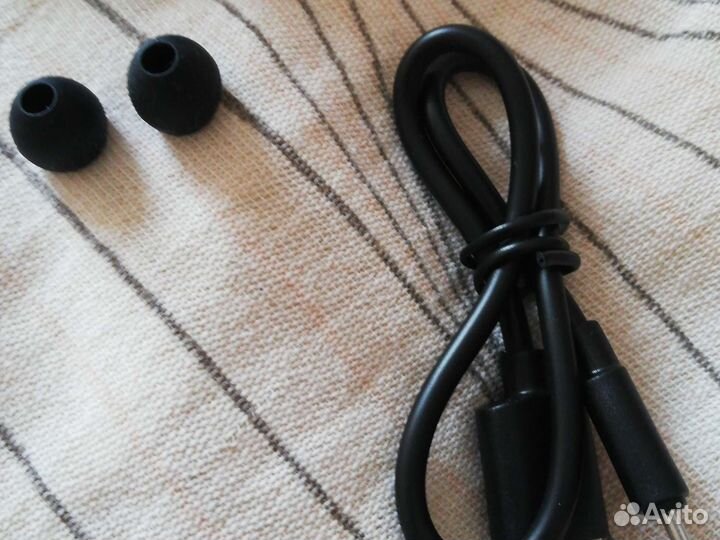 Беспроводные наушники