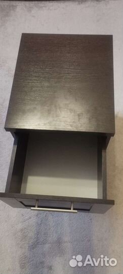 Тумба прикроватная