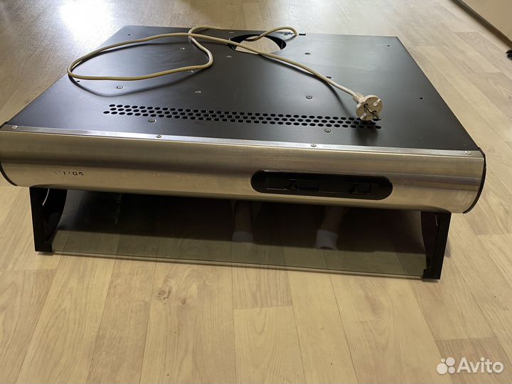 Подвесная вытяжка