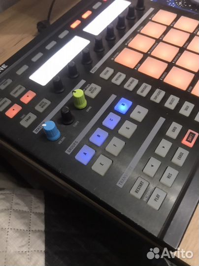 Native Instrument Maschine MK1 + DeckSaver