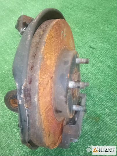 Ступица передняя правая toyota porte