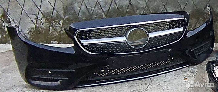 Передний бампер