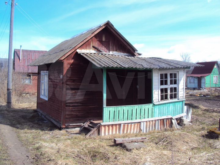 Дача 26 м² на участке 4 сот.