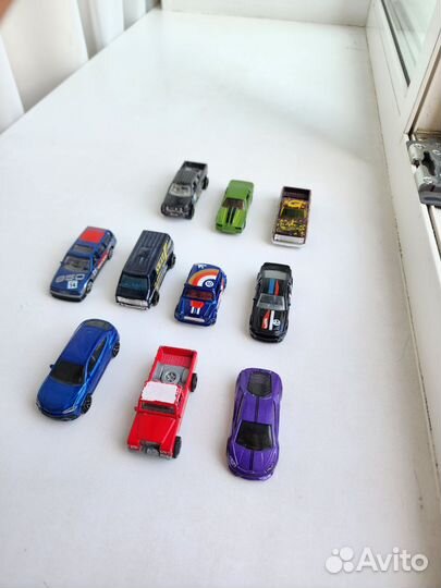 Машинки хот вилс hot wheels matchbox 1/64