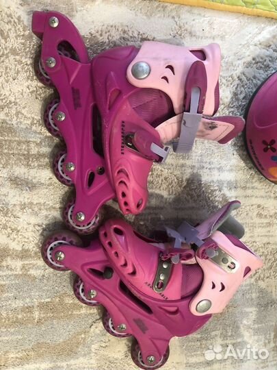 Ролики и комплект защиты со шлемом