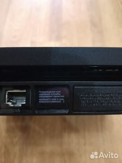 Игровая приставка ps4 slim