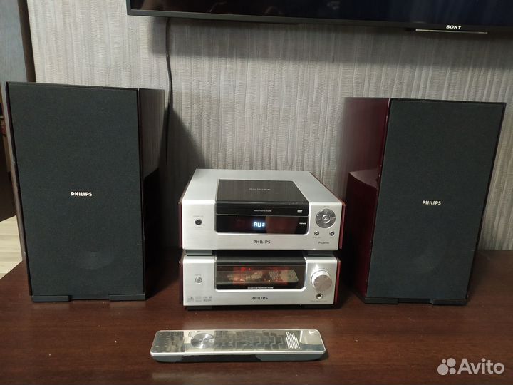 Музыкальный центр Philips