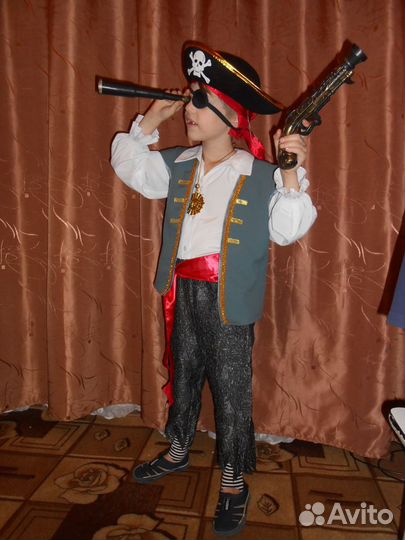 Костюмы пиратов и другие