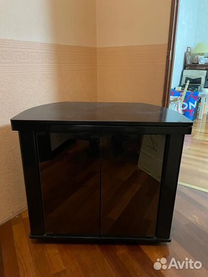 Тумба под телевизор