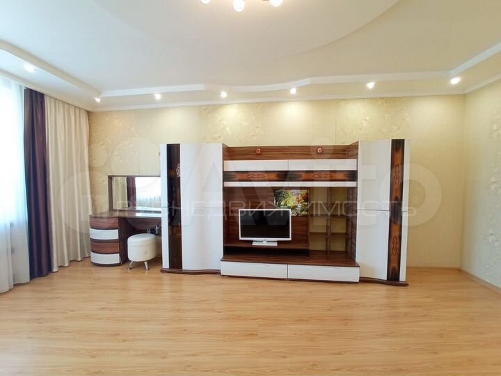 4-к. квартира, 107,6 м², 7/9 эт.