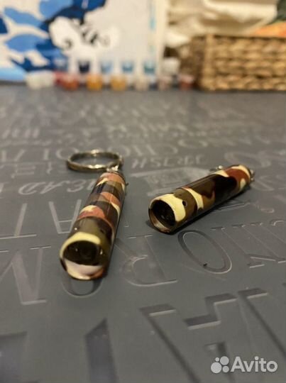 Фонарик брелок