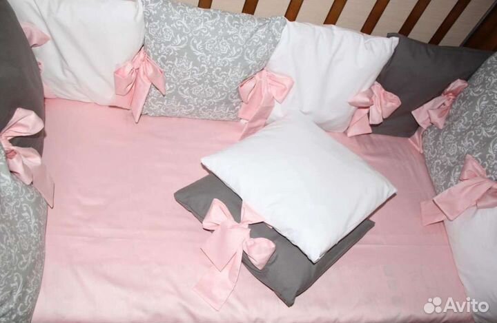 Бортики в детскую кроватку