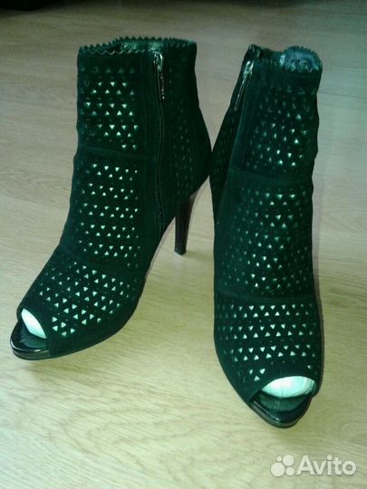 Женская обувь