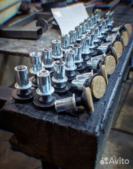 Опора мебельная м8 (ножка)