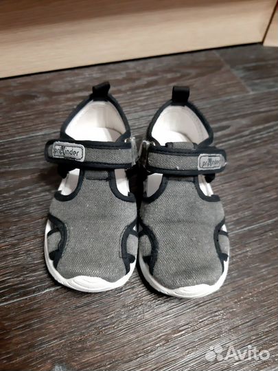 Сандалии для мальчика 25
