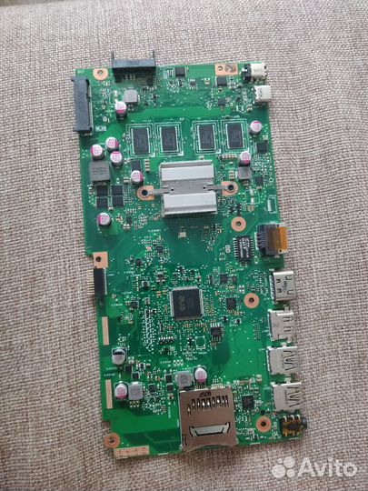 Материнские платы на ноутбуки Asus