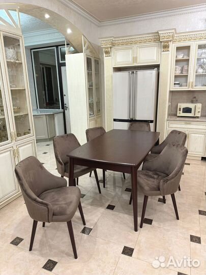 Обеденный стол \ Доставка по всей России