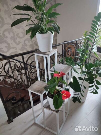 Подставка под цветы