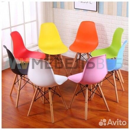Стулья пластик (Eames)