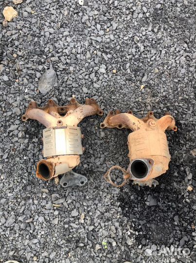 Выпускной коллектор выбитый Киа Рио Солярис