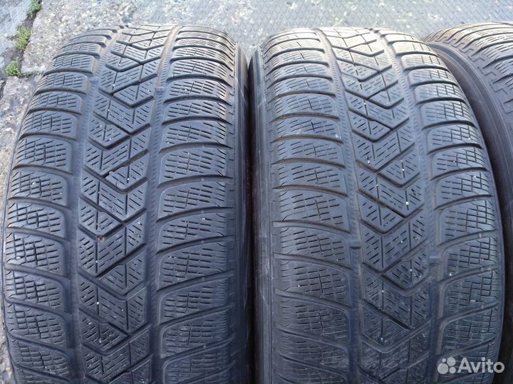 Pirelli Scorpion Winter RFT 255/55 R18 109H