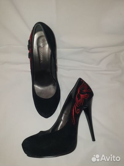 Женские туфли