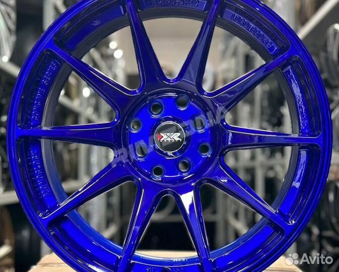 Литой диск XXR R17 4x100