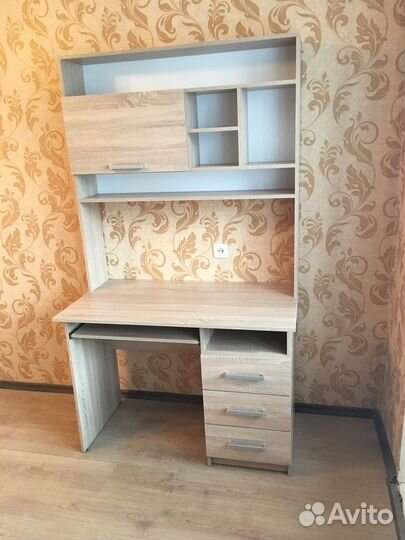 Стол письменный с ящиками и надстройкой с доставко