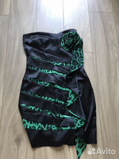 Красивое платье бюстье на 46