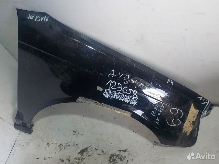 Крыло переднее правое Audi A3