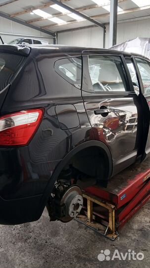 Кнопка замка 3-5-й двери nissan qashqai J10 2010